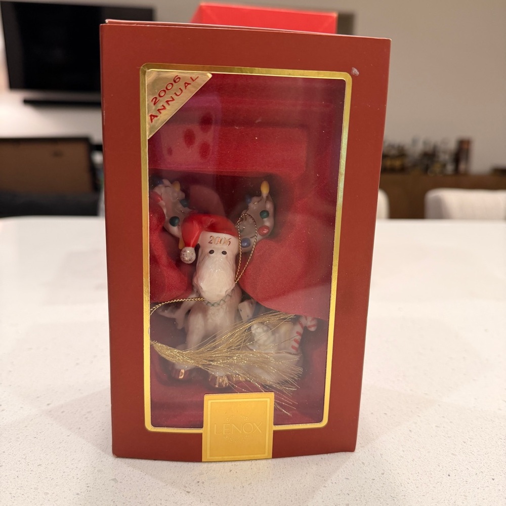 Lenox Merry Moosclaus Ornament in Festive Red Christmas 2006 Millennial